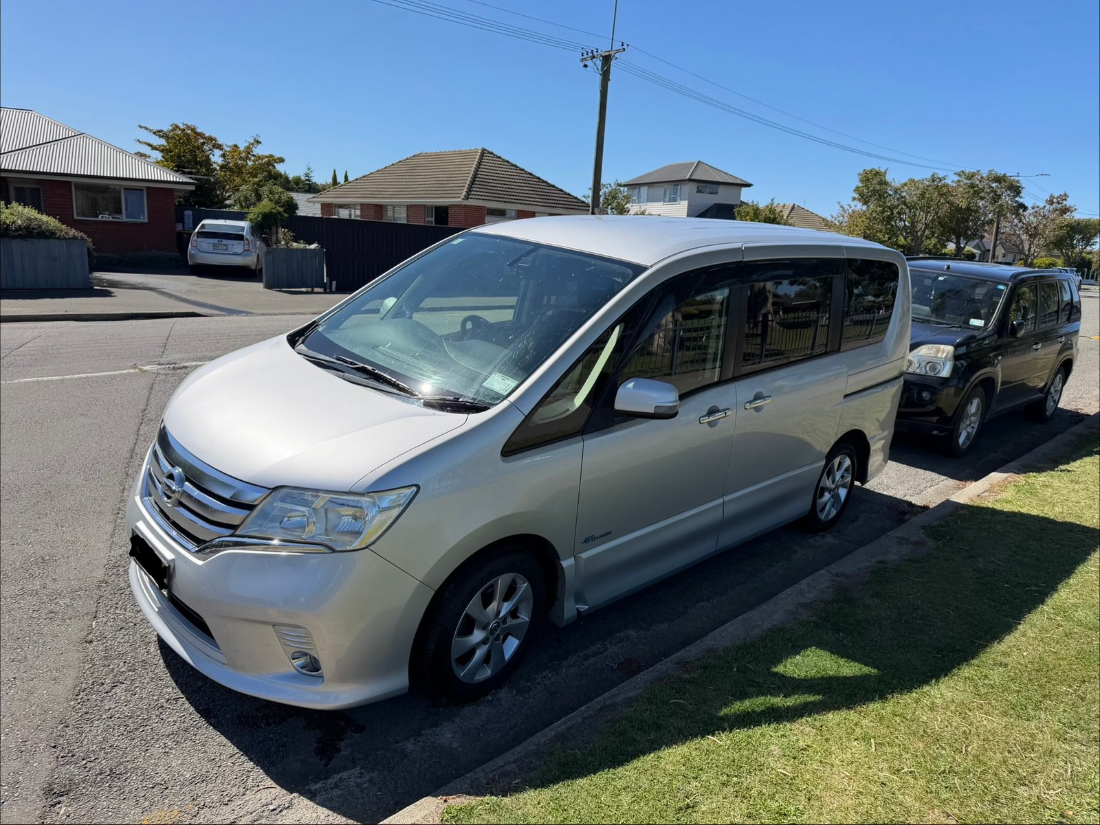 Nissan Serena Hybrid